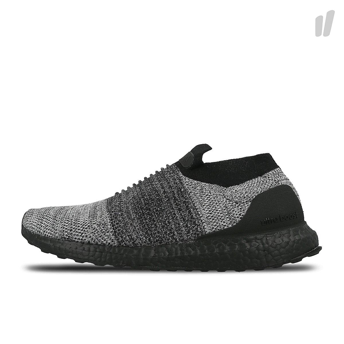 Nike ultra boost laceless hotsell